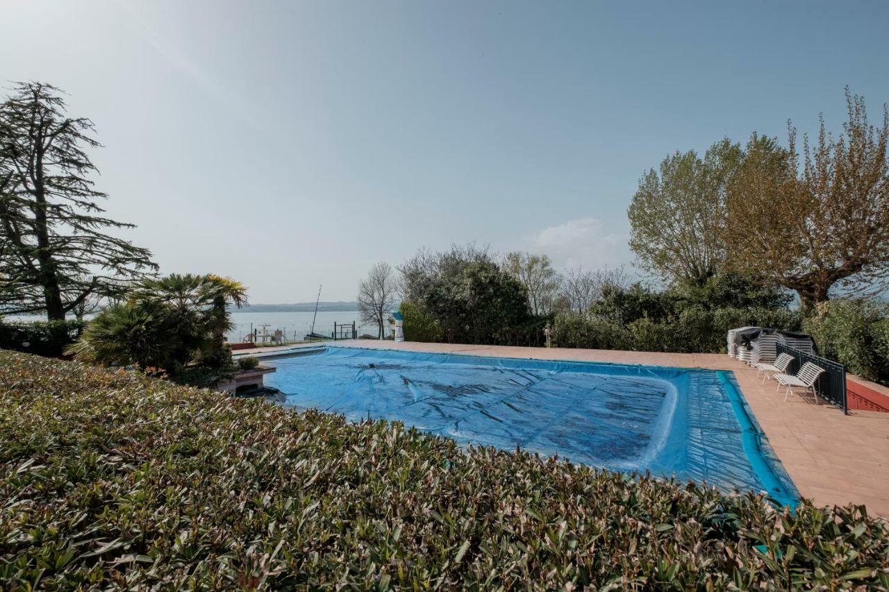Residence Holiday Sirmione B8 Exterior foto