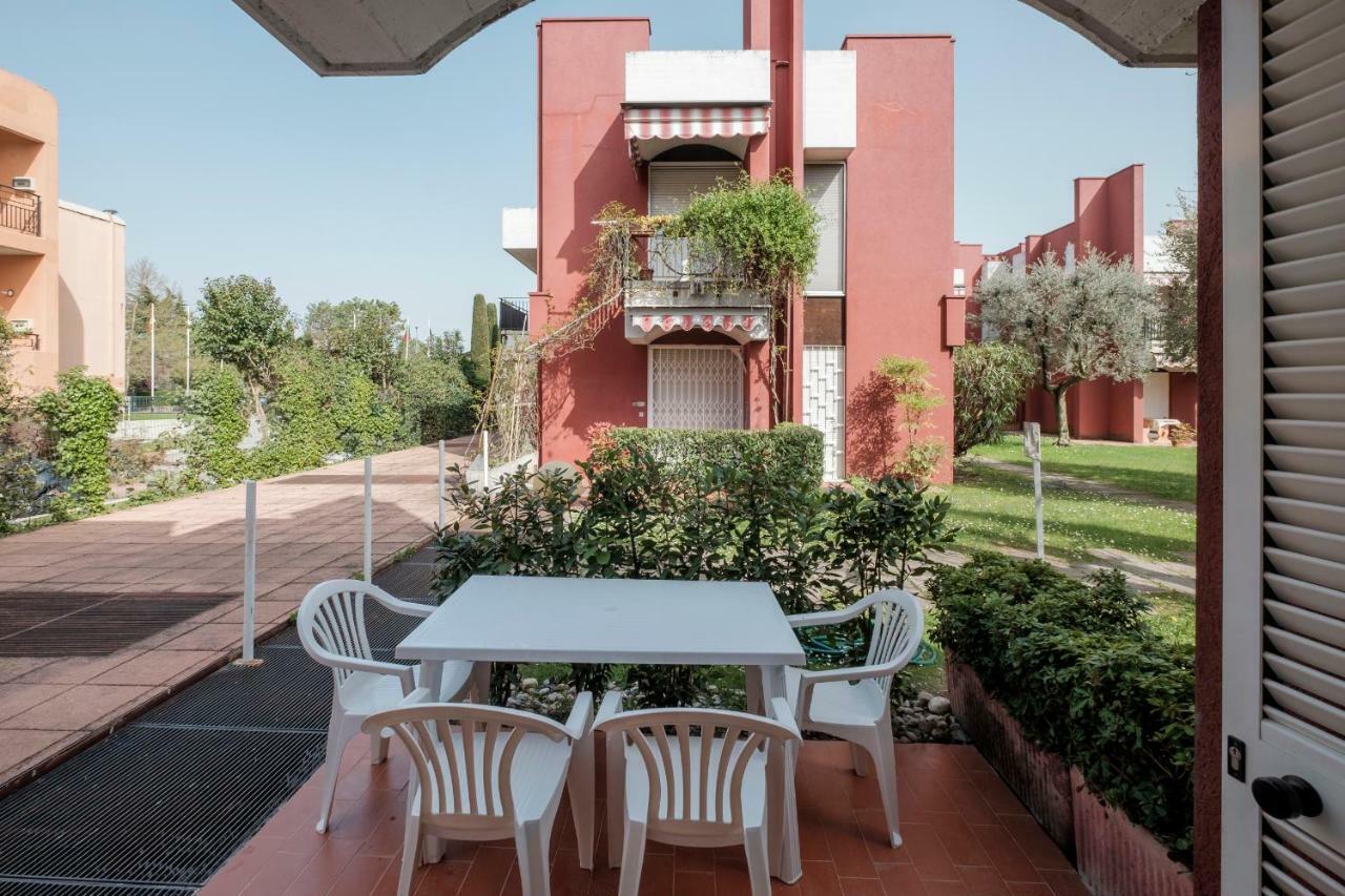 Residence Holiday Sirmione B8 Exterior foto